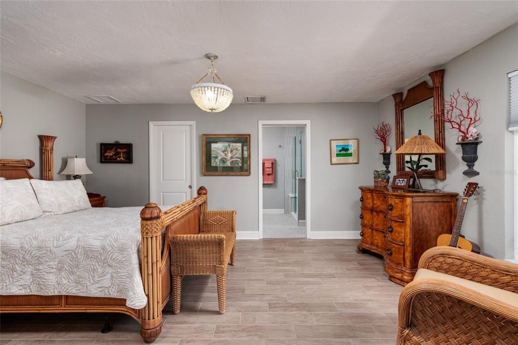 For Sale: $1,489,000 (4 beds, 3 baths, 2414 Square Feet)