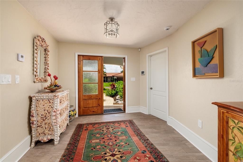 For Sale: $1,489,000 (4 beds, 3 baths, 2414 Square Feet)