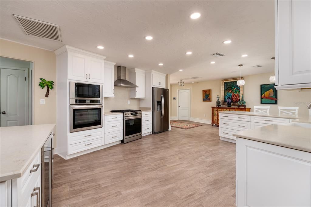 For Sale: $1,489,000 (4 beds, 3 baths, 2414 Square Feet)