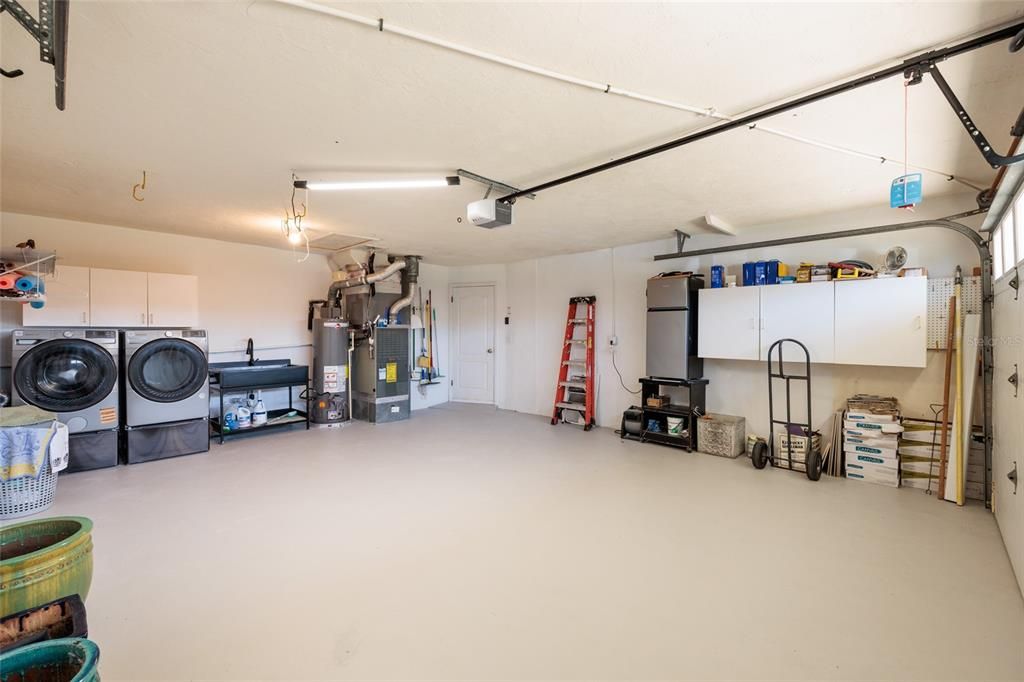 For Sale: $1,489,000 (4 beds, 3 baths, 2414 Square Feet)