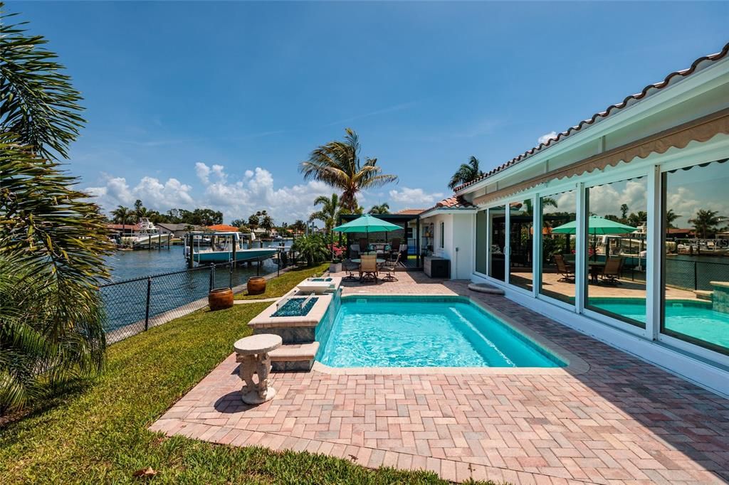 For Sale: $1,489,000 (4 beds, 3 baths, 2414 Square Feet)