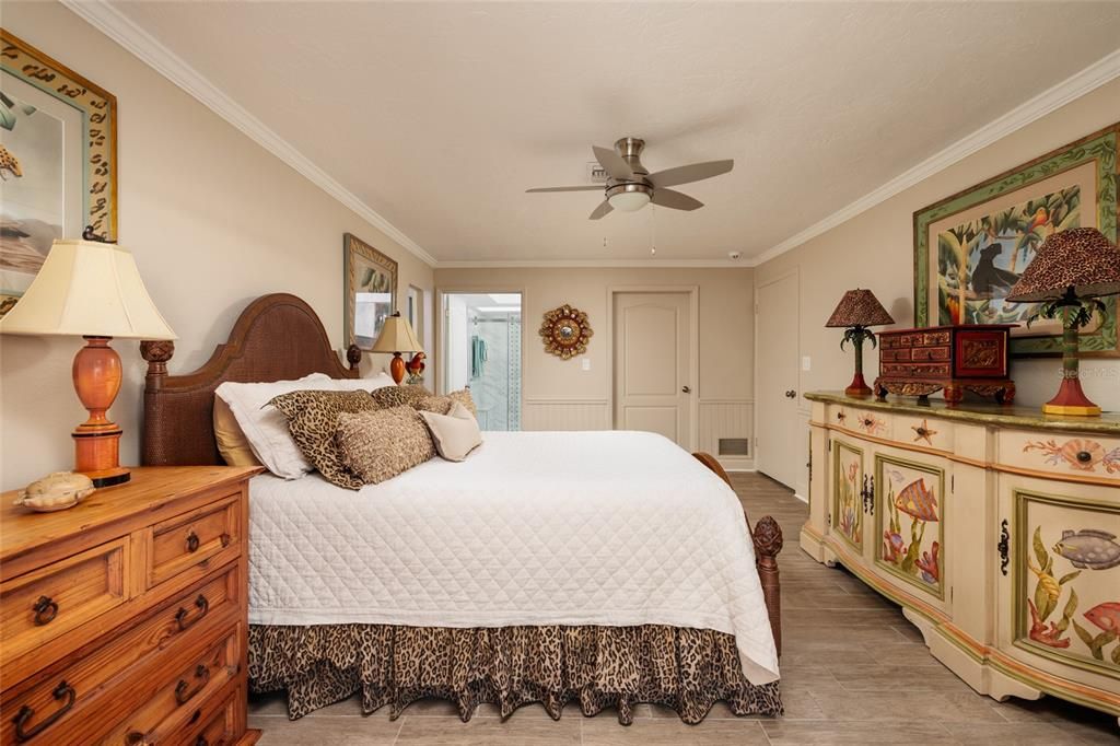 For Sale: $1,489,000 (4 beds, 3 baths, 2414 Square Feet)