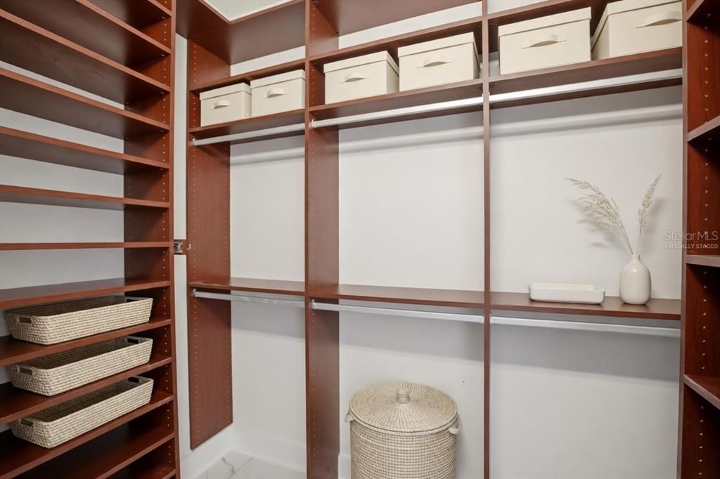 На продажу: $699,000 (2 спален, 2 ванн, 1165 Квадратных фут)