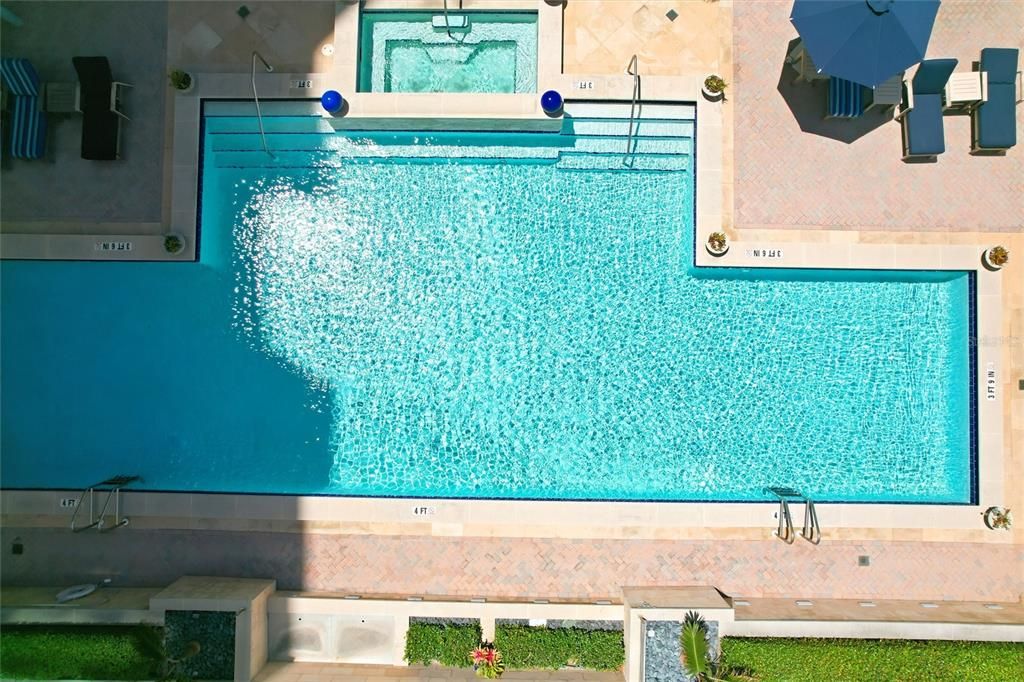 На продажу: $699,000 (2 спален, 2 ванн, 1165 Квадратных фут)