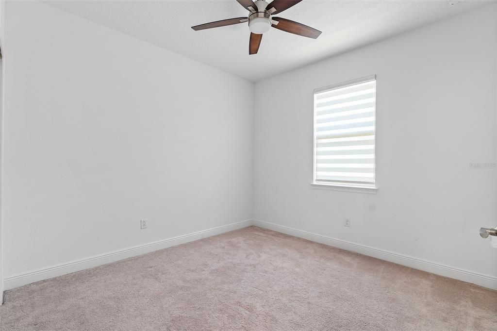 For Sale: $439,000 (4 beds, 2 baths, 1901 Square Feet)