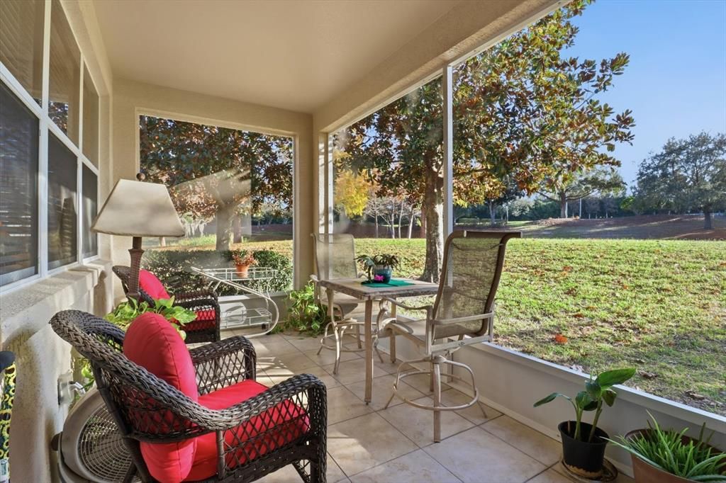 For Sale: $229,900 (2 beds, 2 baths, 1655 Square Feet)