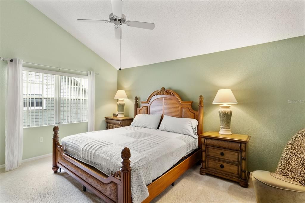 For Sale: $429,900 (3 beds, 2 baths, 1595 Square Feet)