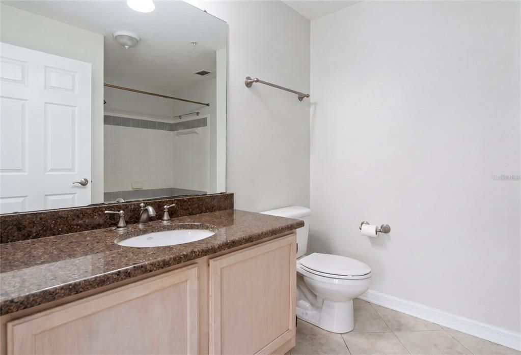 For Sale: $168,000 (2 beds, 2 baths, 1233 Square Feet)