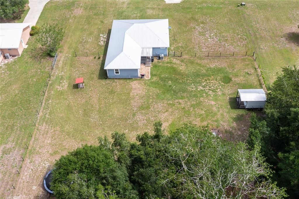 For Sale: $359,000 (5 beds, 3 baths, 1910 Square Feet)