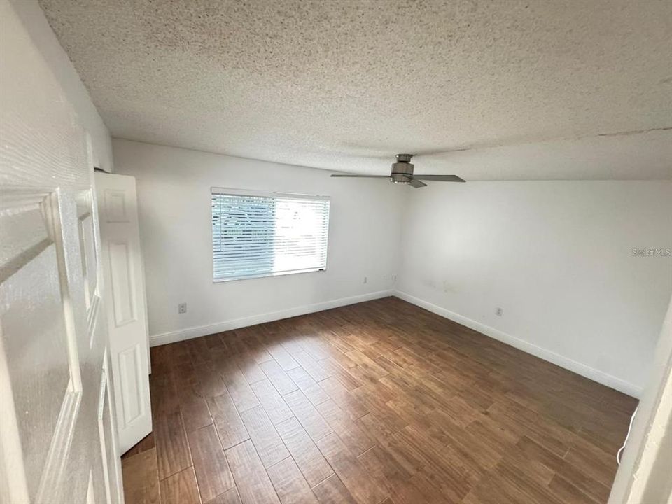 В аренду: $1,250 (1 спален, 1 ванн, 756 Квадратных фут)