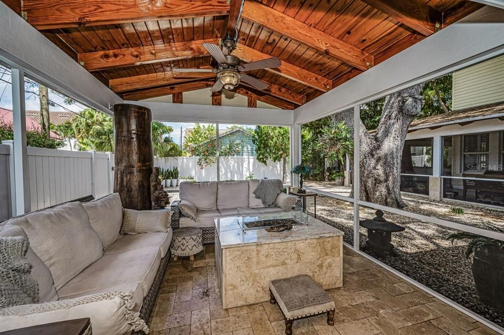 For Sale: $2,788,000 (6 beds, 5 baths, 4608 Square Feet)
