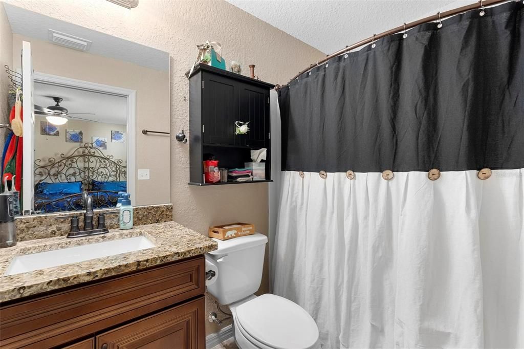 For Sale: $250,000 (3 beds, 2 baths, 1332 Square Feet)