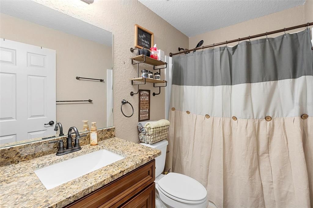 For Sale: $250,000 (3 beds, 2 baths, 1332 Square Feet)
