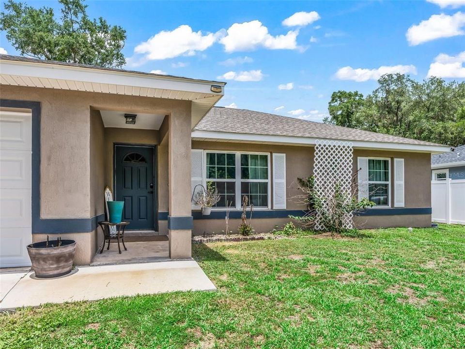 For Sale: $250,000 (3 beds, 2 baths, 1332 Square Feet)