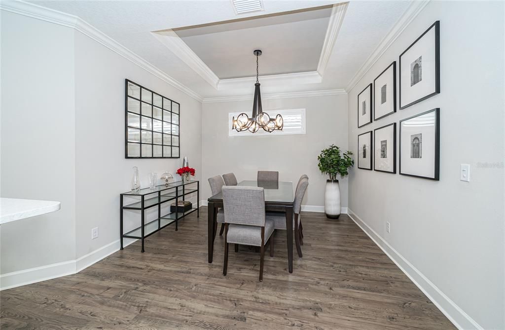 На продажу: $479,900 (3 спален, 2 ванн, 1950 Квадратных фут)