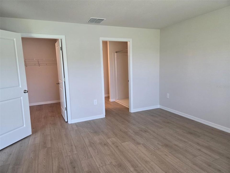 For Rent: $2,450 (3 beds, 2 baths, 1504 Square Feet)
