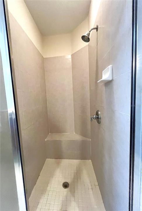For Sale: $375,000 (3 beds, 2 baths, 2348 Square Feet)