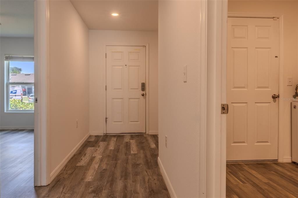 En Venta: $298,000 (4 camas, 2 baños, 1771 Pies cuadrados)