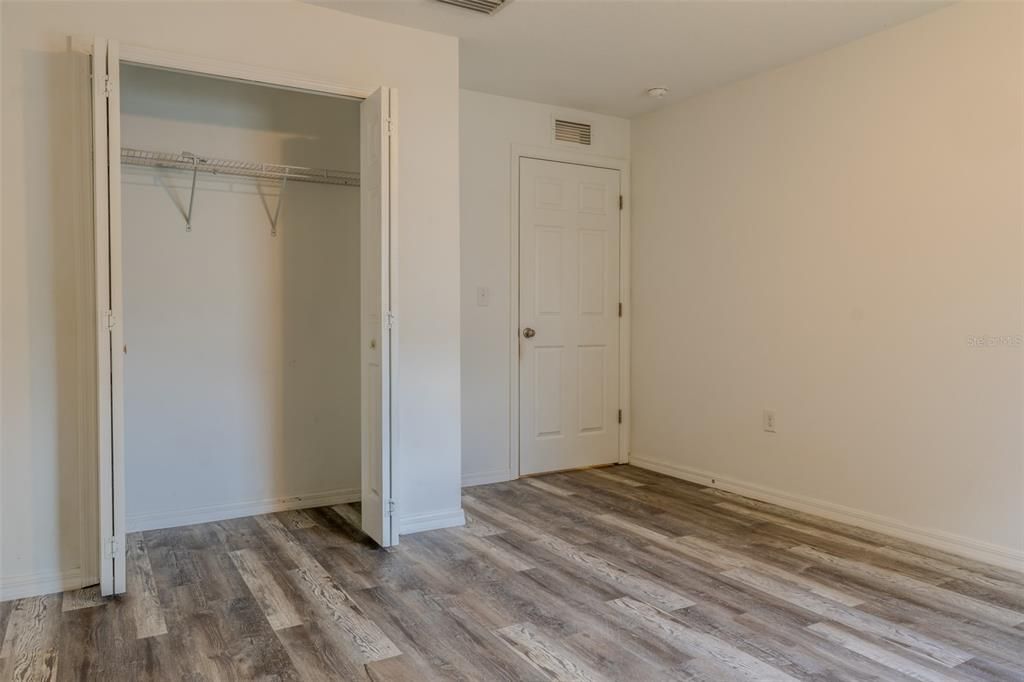 En Venta: $298,000 (4 camas, 2 baños, 1771 Pies cuadrados)