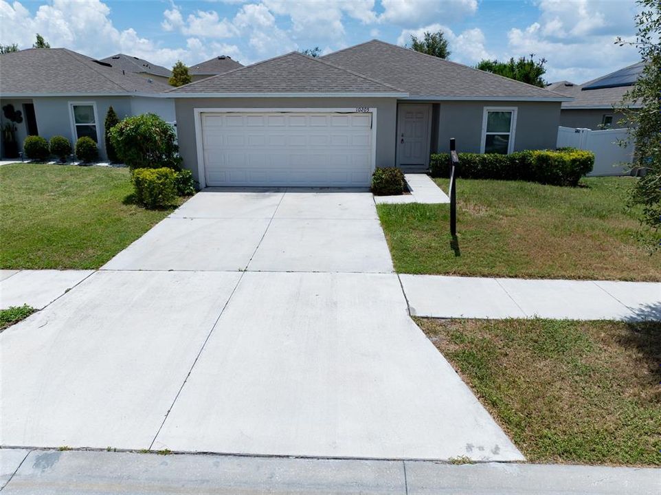 En Venta: $298,000 (4 camas, 2 baños, 1771 Pies cuadrados)