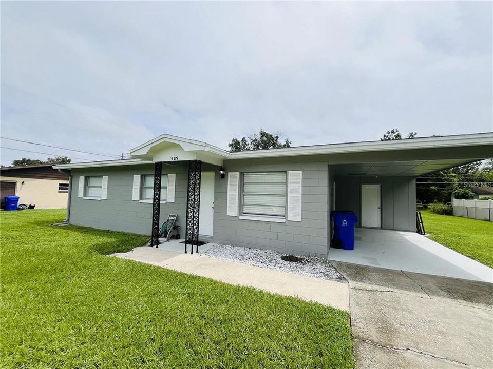 For Rent: $1,660 (3 beds, 1 baths, 1064 Square Feet)