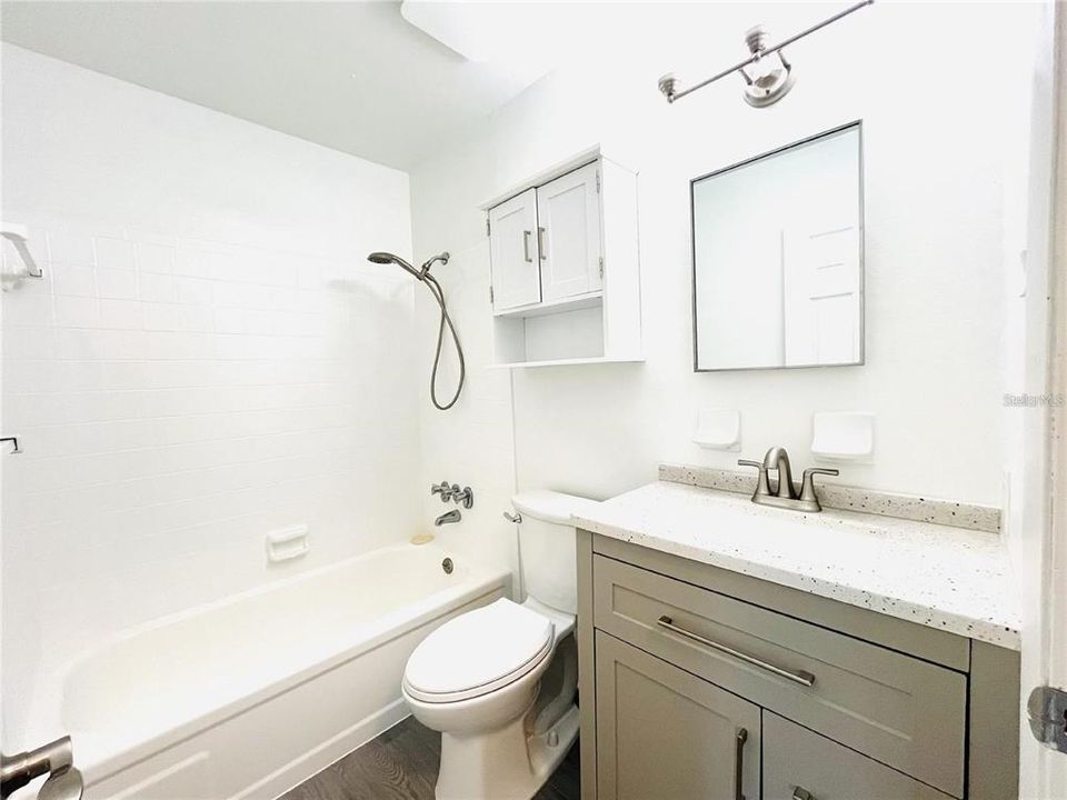 For Rent: $1,660 (3 beds, 1 baths, 1064 Square Feet)