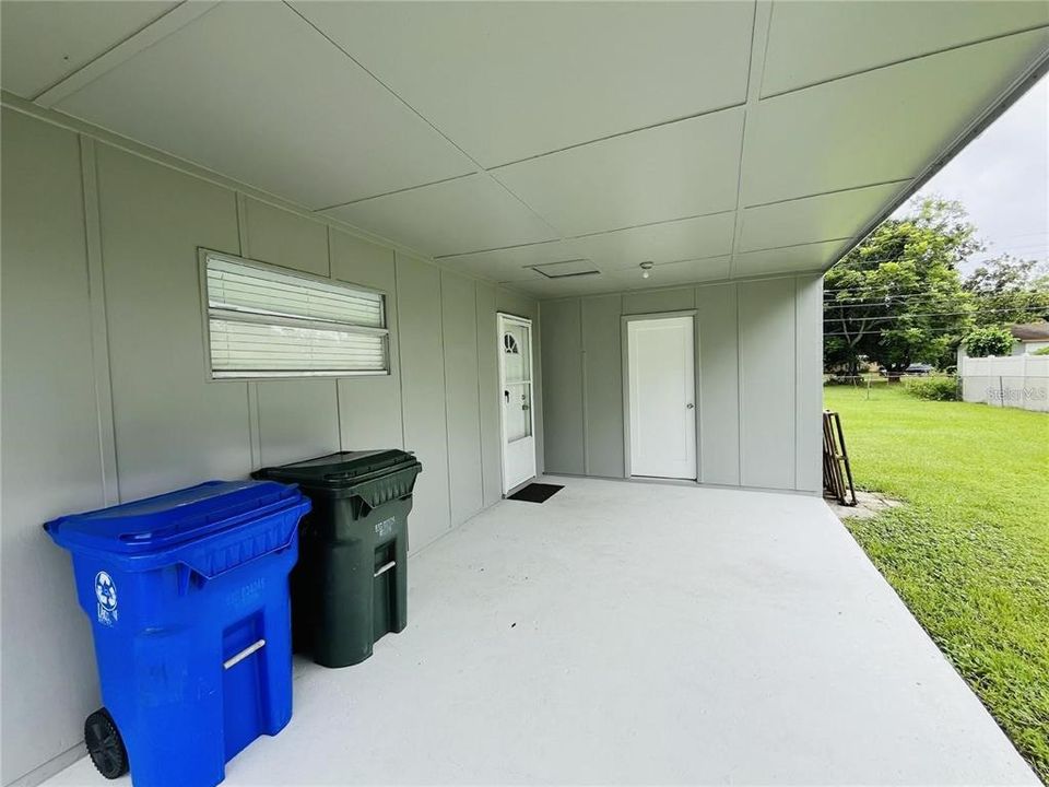 For Rent: $1,660 (3 beds, 1 baths, 1064 Square Feet)