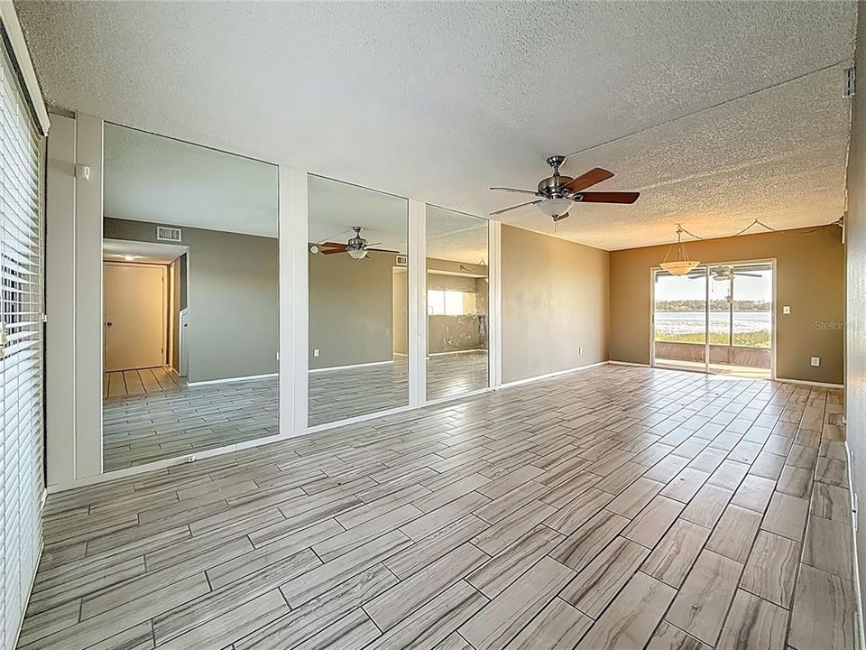For Sale: $255,000 (3 beds, 2 baths, 1335 Square Feet)