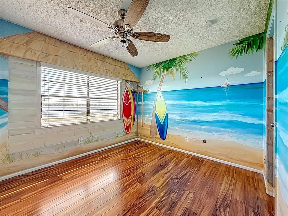 For Sale: $255,000 (3 beds, 2 baths, 1335 Square Feet)