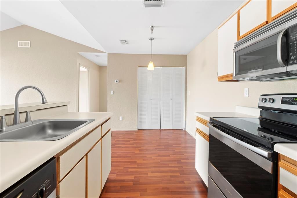 En Venta: $117,500 (1 camas, 1 baños, 742 Pies cuadrados)
