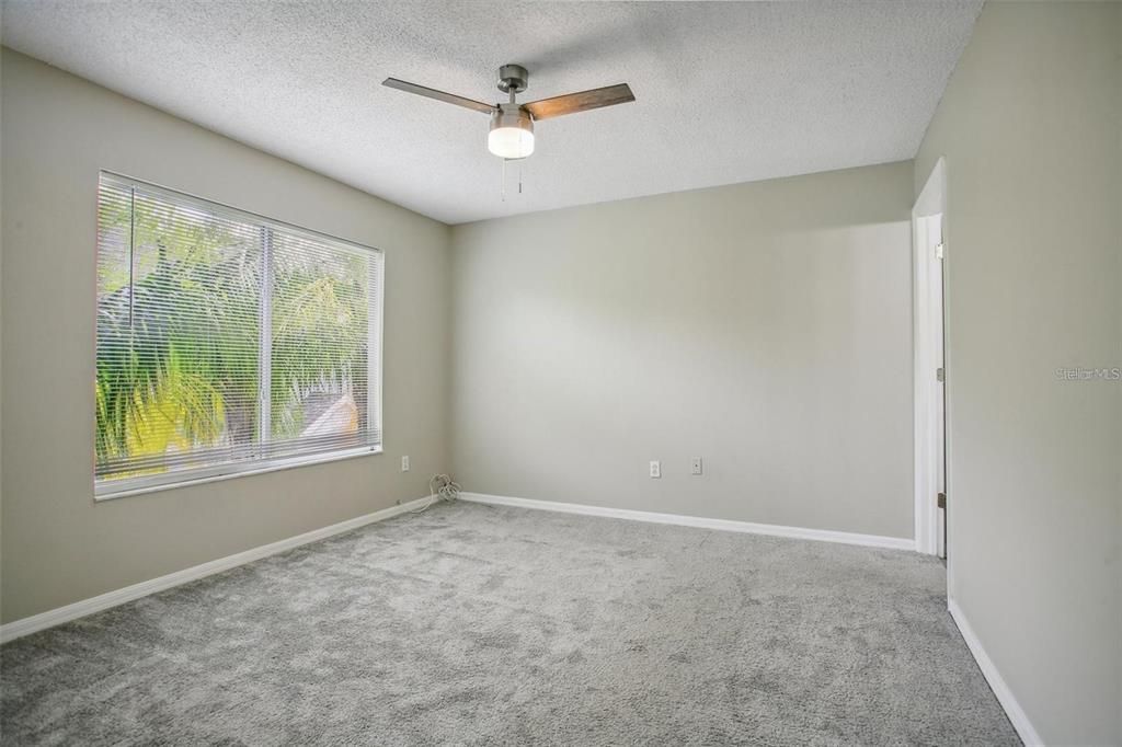 For Rent: $2,200 (3 beds, 2 baths, 1364 Square Feet)