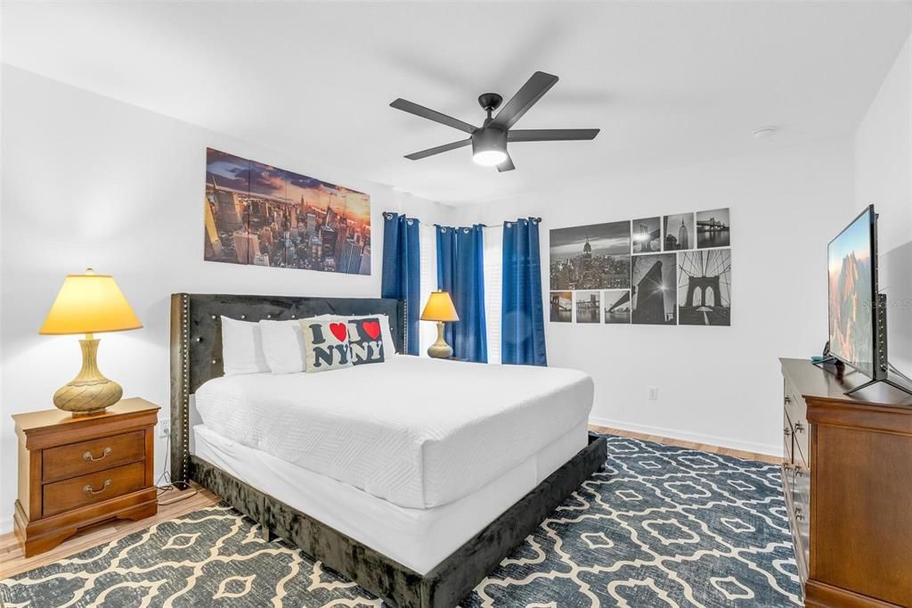 Active With Contract: $548,900 (7 beds, 4 baths, 3224 Square Feet)