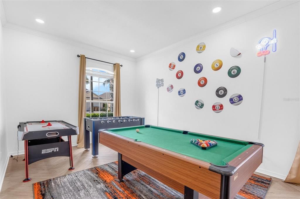 Active With Contract: $548,900 (7 beds, 4 baths, 3224 Square Feet)
