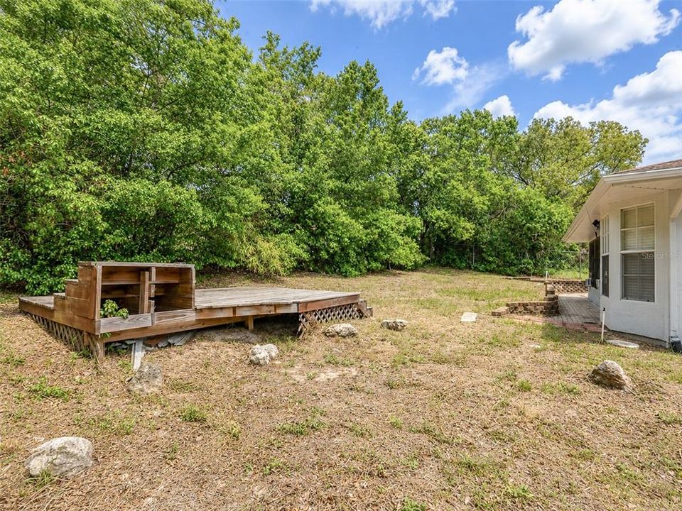 For Sale: $275,000 (2 beds, 2 baths, 1656 Square Feet)