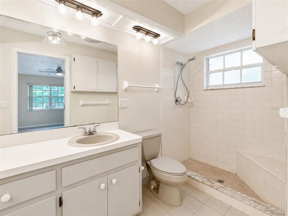 For Sale: $275,000 (2 beds, 2 baths, 1656 Square Feet)