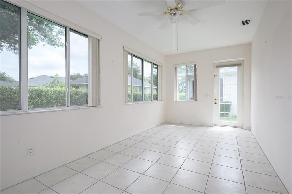 For Sale: $359,900 (2 beds, 2 baths, 1791 Square Feet)