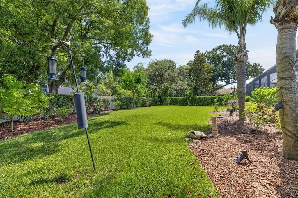 For Sale: $1,400,000 (6 beds, 4 baths, 4750 Square Feet)