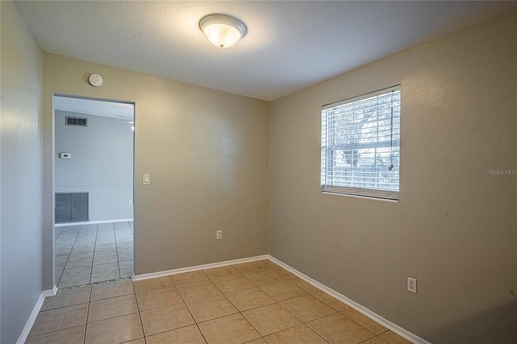 Active With Contract: $1,895 (3 beds, 2 baths, 1249 Square Feet)