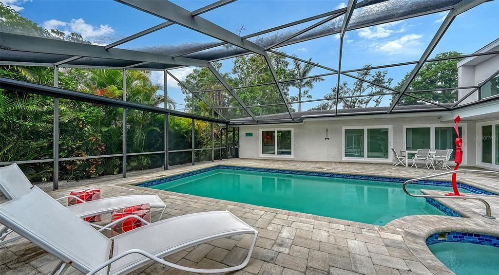 For Sale: $1,915,000 (4 beds, 3 baths, 2820 Square Feet)