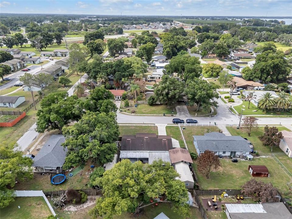 Active With Contract: $180,000 (3 beds, 1 baths, 1014 Square Feet)