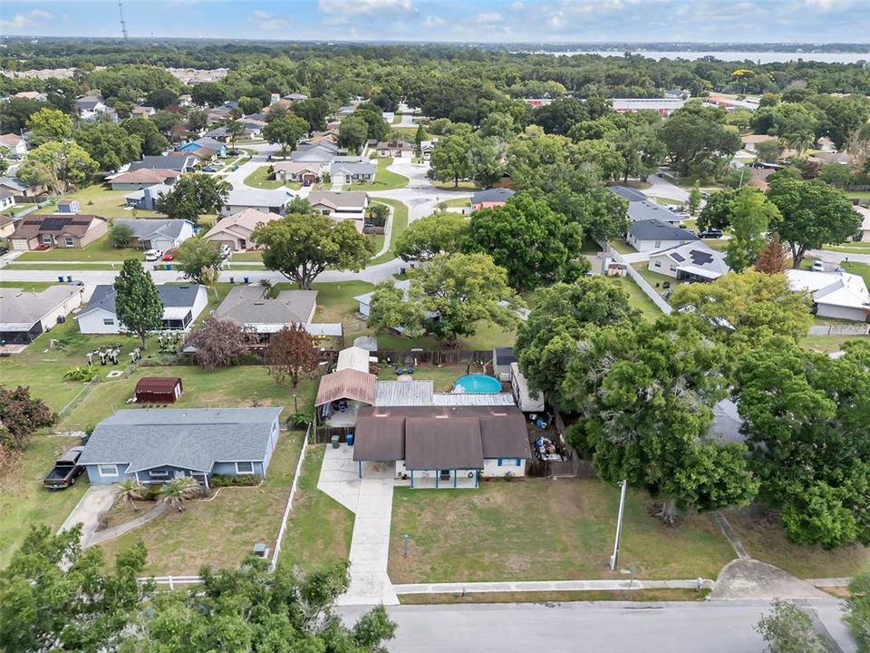 Active With Contract: $180,000 (3 beds, 1 baths, 1014 Square Feet)
