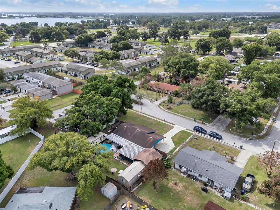 Active With Contract: $180,000 (3 beds, 1 baths, 1014 Square Feet)