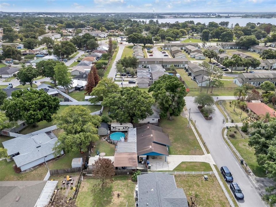 Active With Contract: $180,000 (3 beds, 1 baths, 1014 Square Feet)