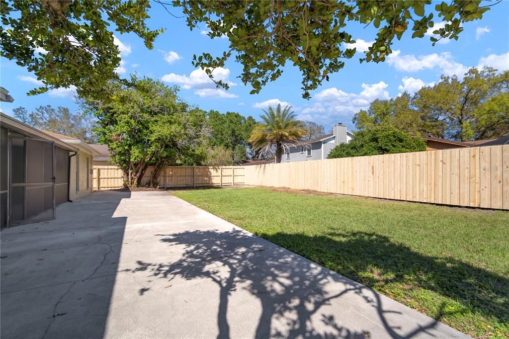 Active With Contract: $399,000 (4 beds, 2 baths, 1888 Square Feet)