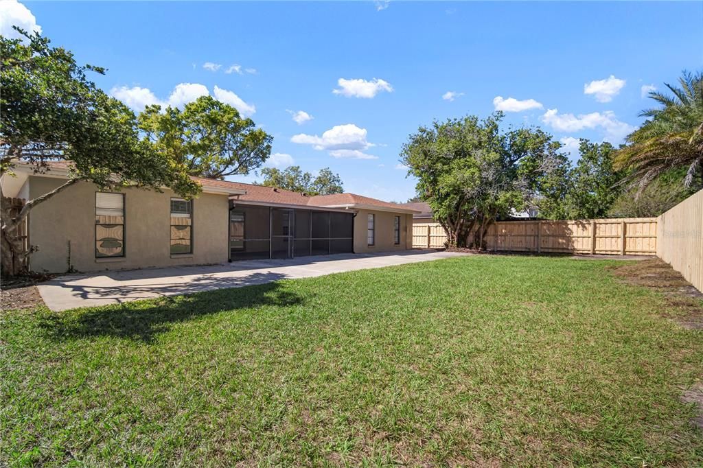 Active With Contract: $399,000 (4 beds, 2 baths, 1888 Square Feet)