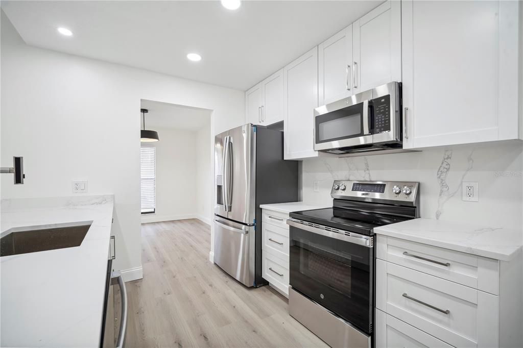 Active With Contract: $399,000 (4 beds, 2 baths, 1888 Square Feet)