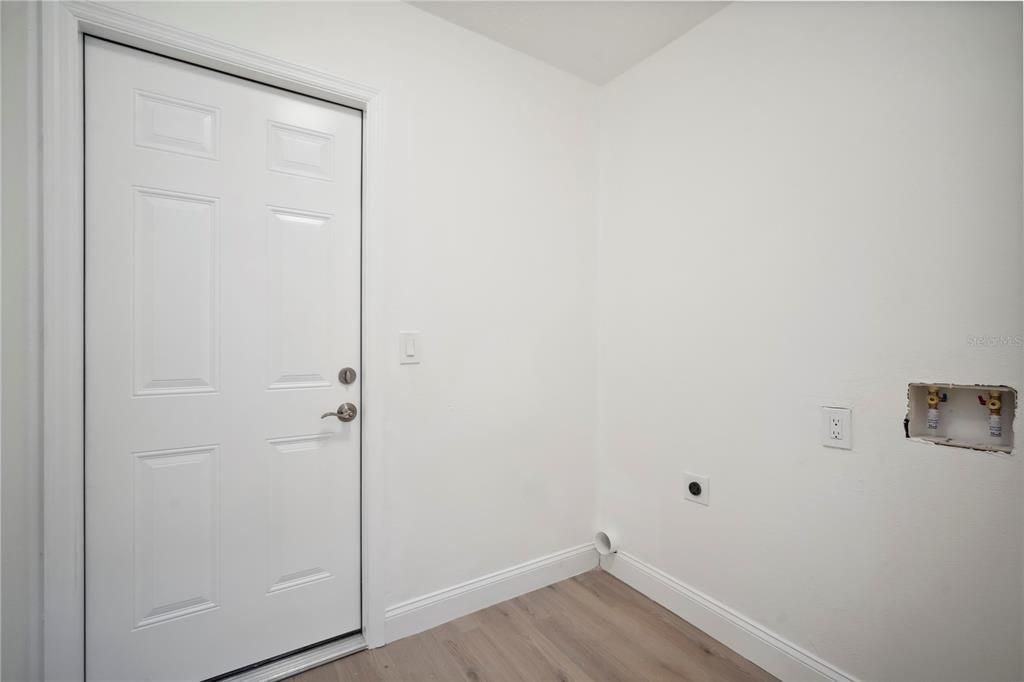 Active With Contract: $399,000 (4 beds, 2 baths, 1888 Square Feet)