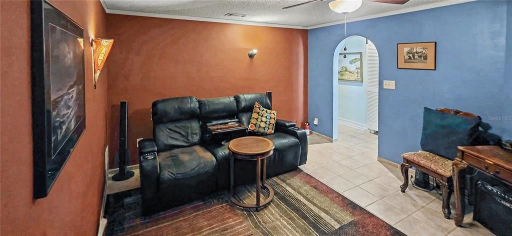 For Sale: $1,295,000 (3 beds, 3 baths, 2367 Square Feet)