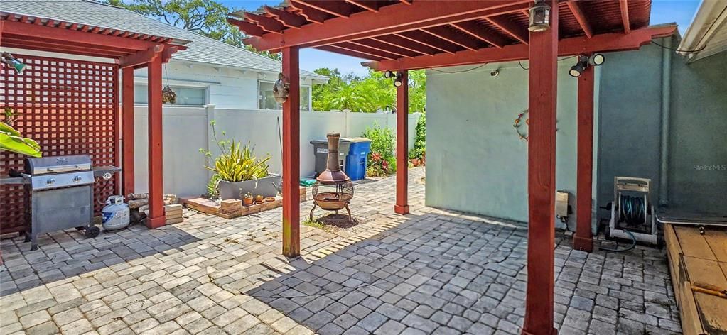 For Sale: $1,295,000 (3 beds, 3 baths, 2367 Square Feet)