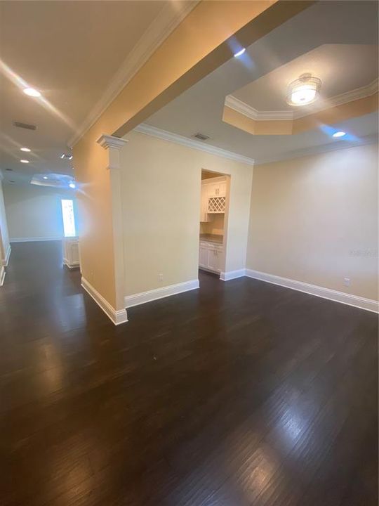 For Rent: $3,200 (3 beds, 2 baths, 1673 Square Feet)
